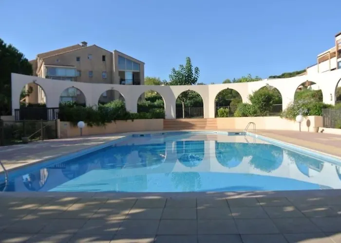 Mezzanine Piscine Presqu'ile De Giens דירה *