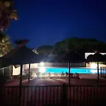 Mezzanine Piscine Presqu'ile De Giens Hyères