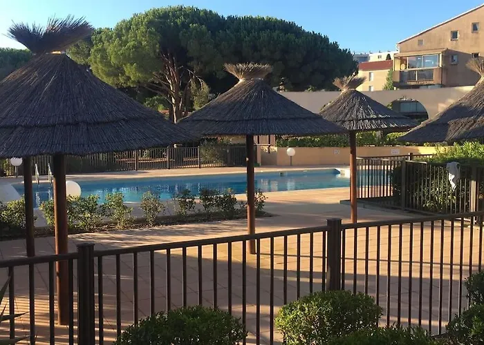 Mezzanine Piscine Presqu'ile De Giens شقة Hyères