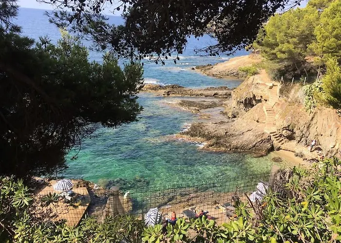 Mezzanine Piscine Presqu'ile De Giens شقة