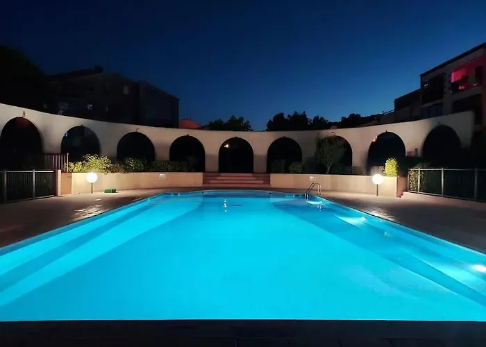 Mezzanine Piscine Presqu'ile De Giens Lägenhet *