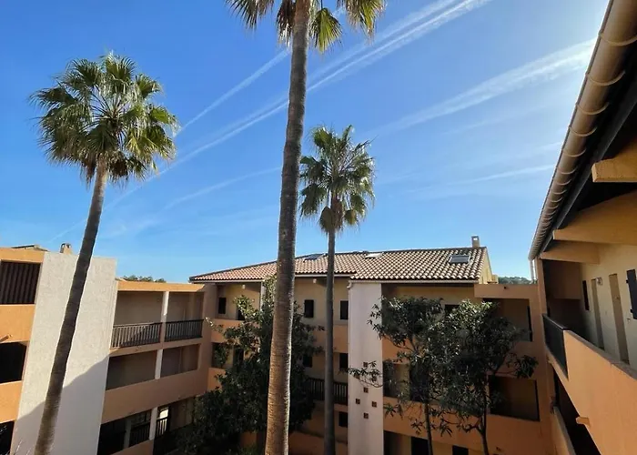 Mezzanine Piscine Presqu'ile De Giens شقة Hyères