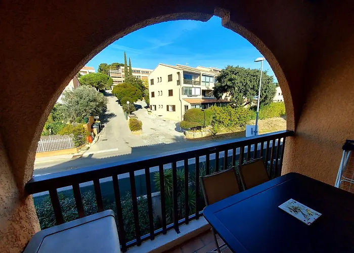 Mezzanine Piscine Presqu'ile De Giens *