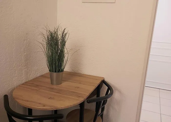 Mezzanine Piscine Presqu'ile De Giens Hyères