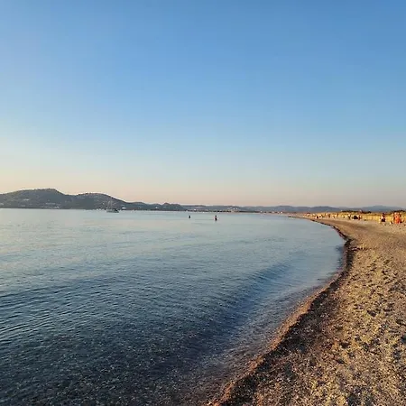Mezzanine Piscine Presqu'ile De Giens Apartament Hyères